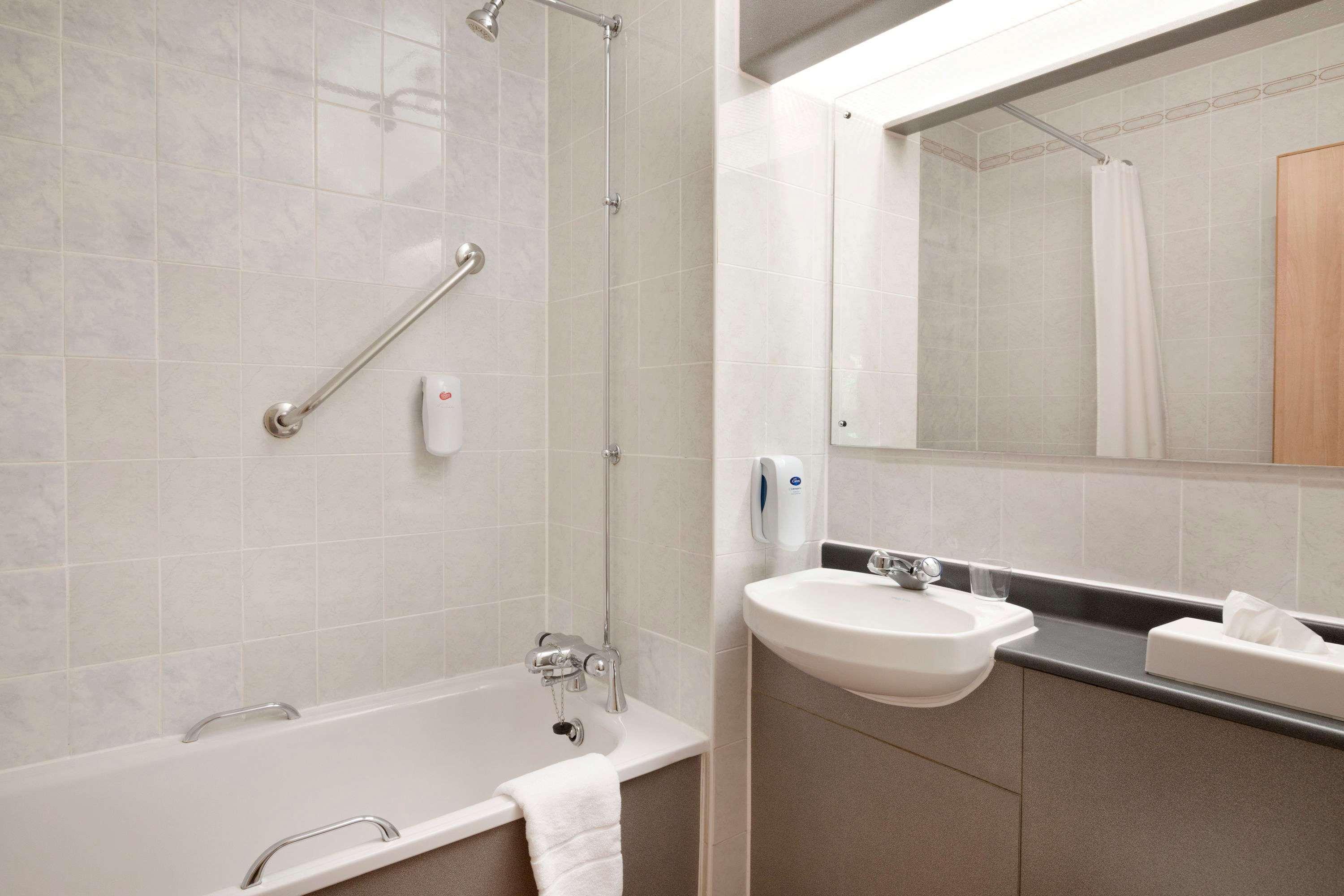 Days Inn Southampton Rownhams Chilworth  Buitenkant foto