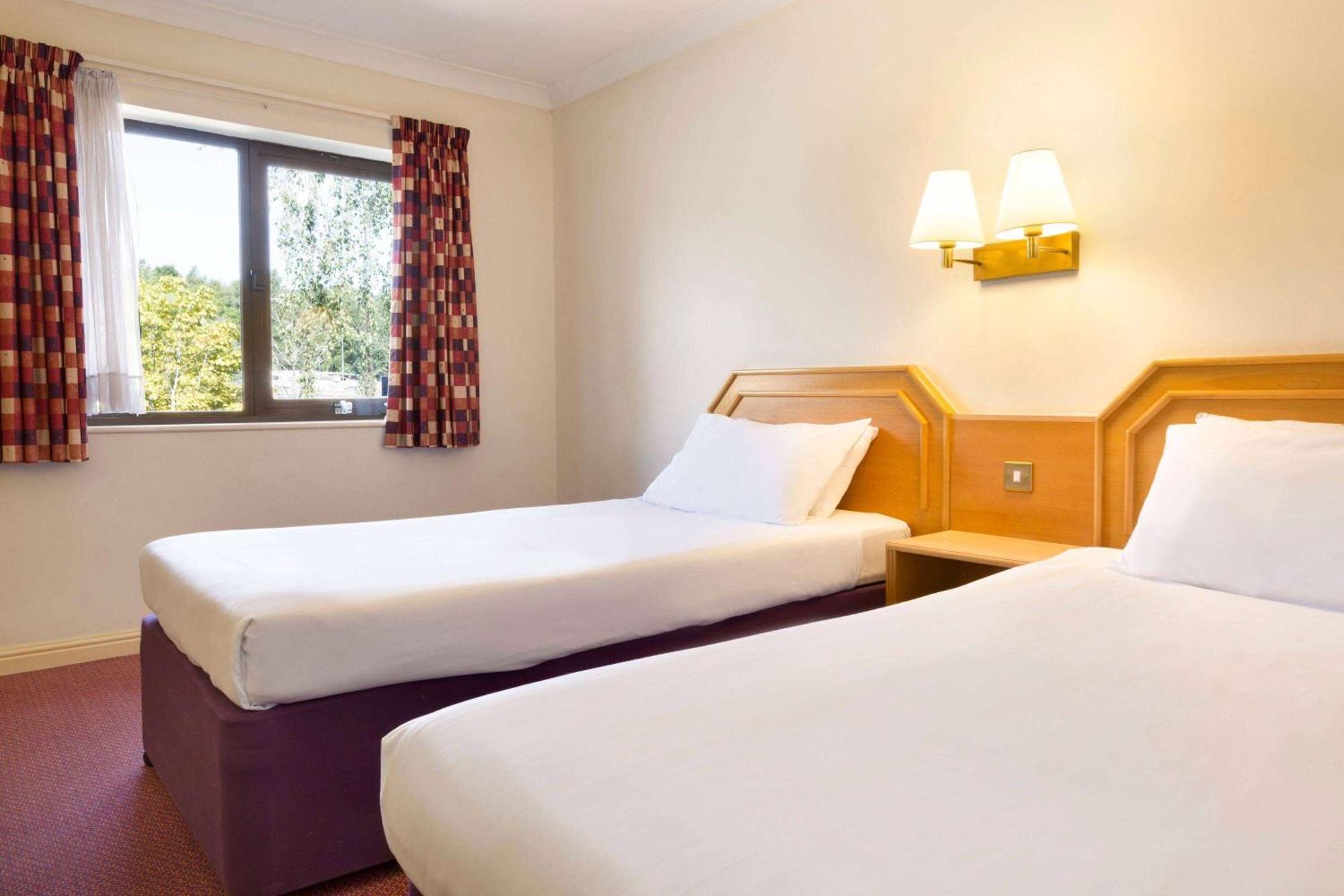 Days Inn Southampton Rownhams Chilworth  Buitenkant foto