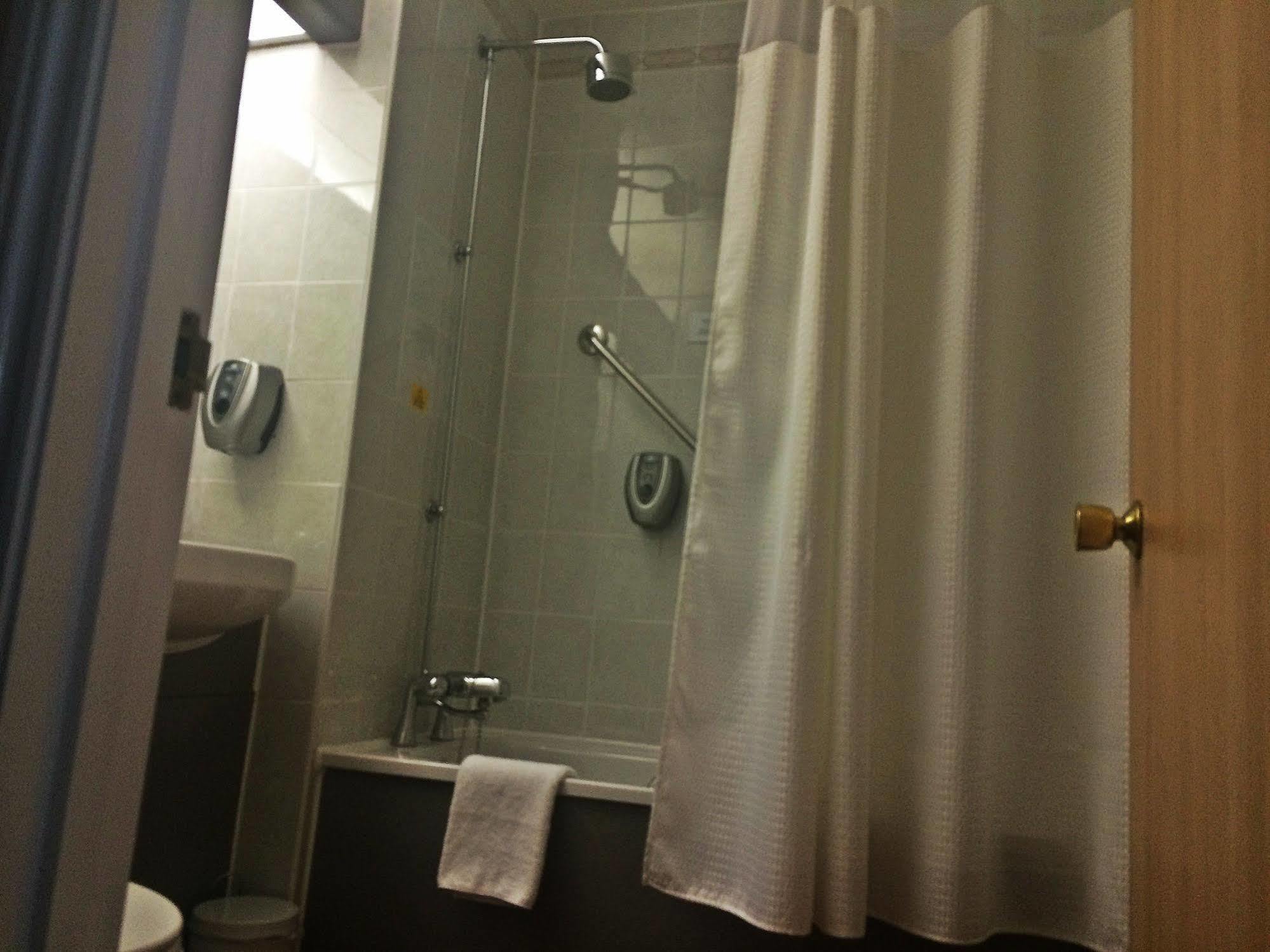 Days Inn Southampton Rownhams Chilworth  Buitenkant foto