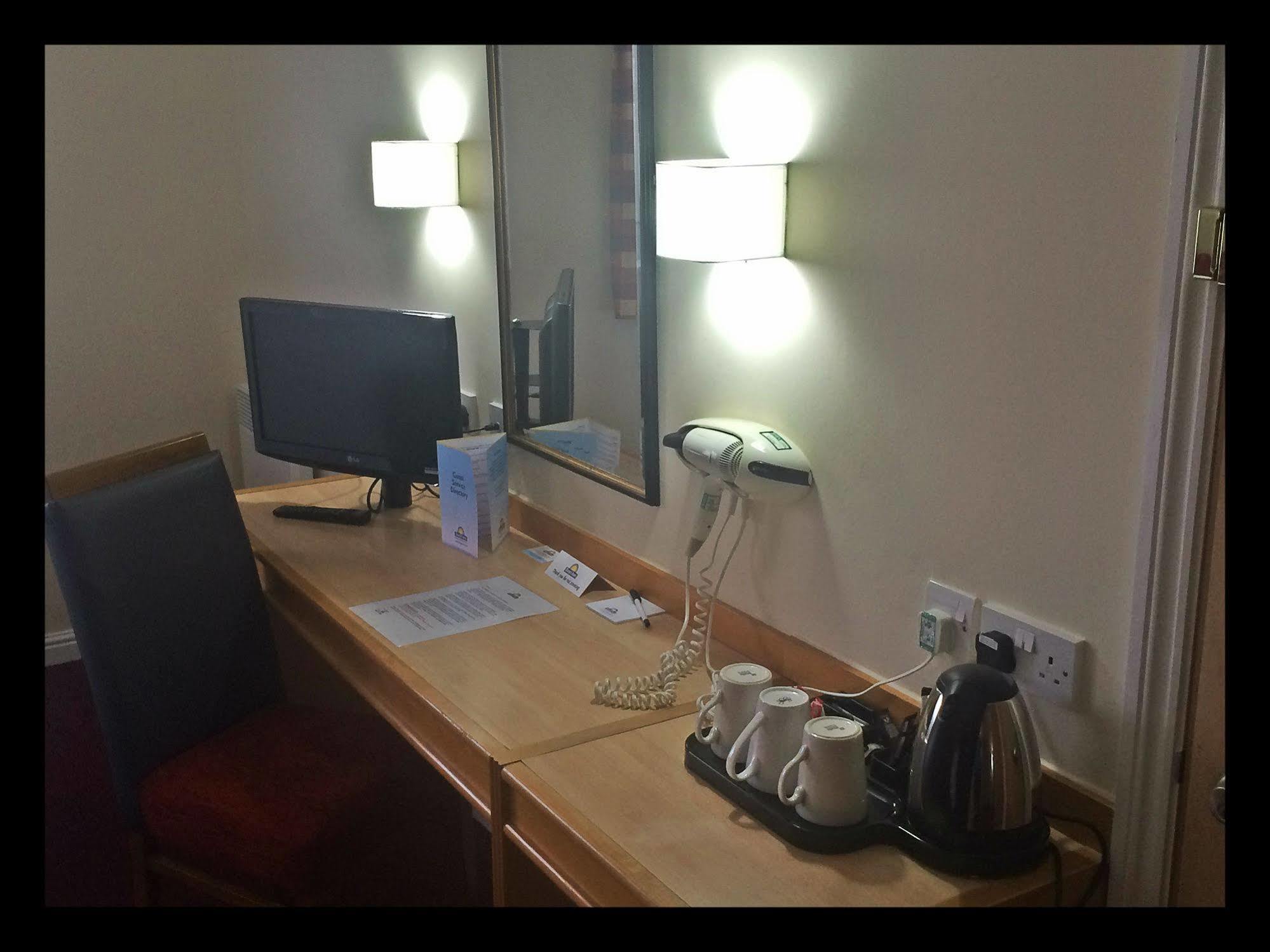 Days Inn Southampton Rownhams Chilworth  Buitenkant foto